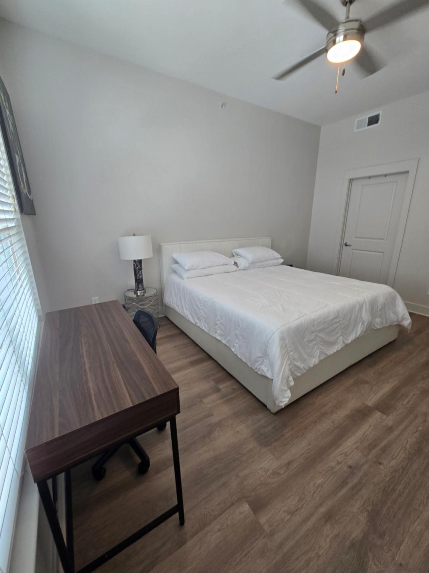 2Bdrm/2 King Beds/1Air Mattress Apartment Dallas Exterior foto