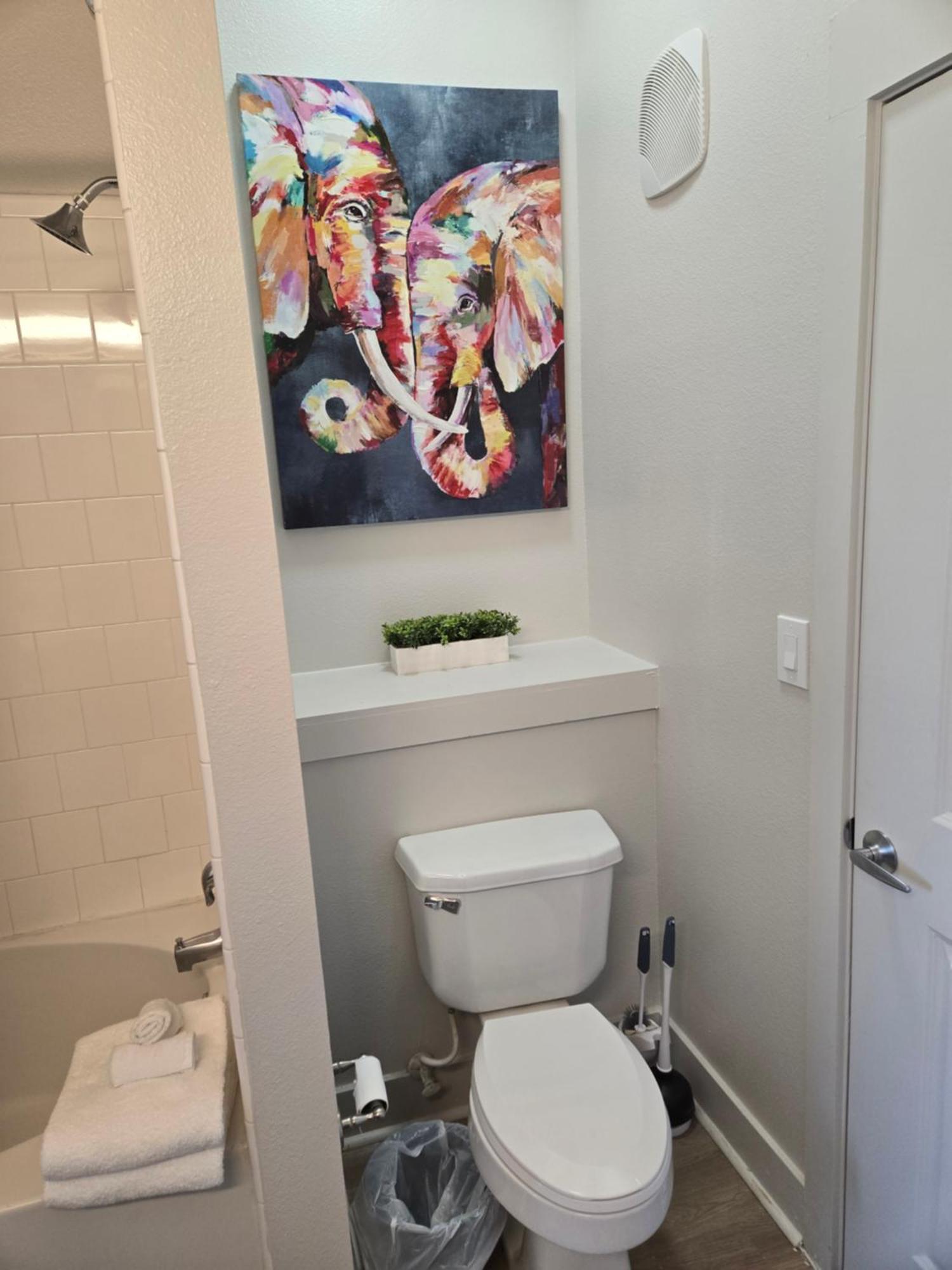 2Bdrm/2 King Beds/1Air Mattress Apartment Dallas Exterior foto
