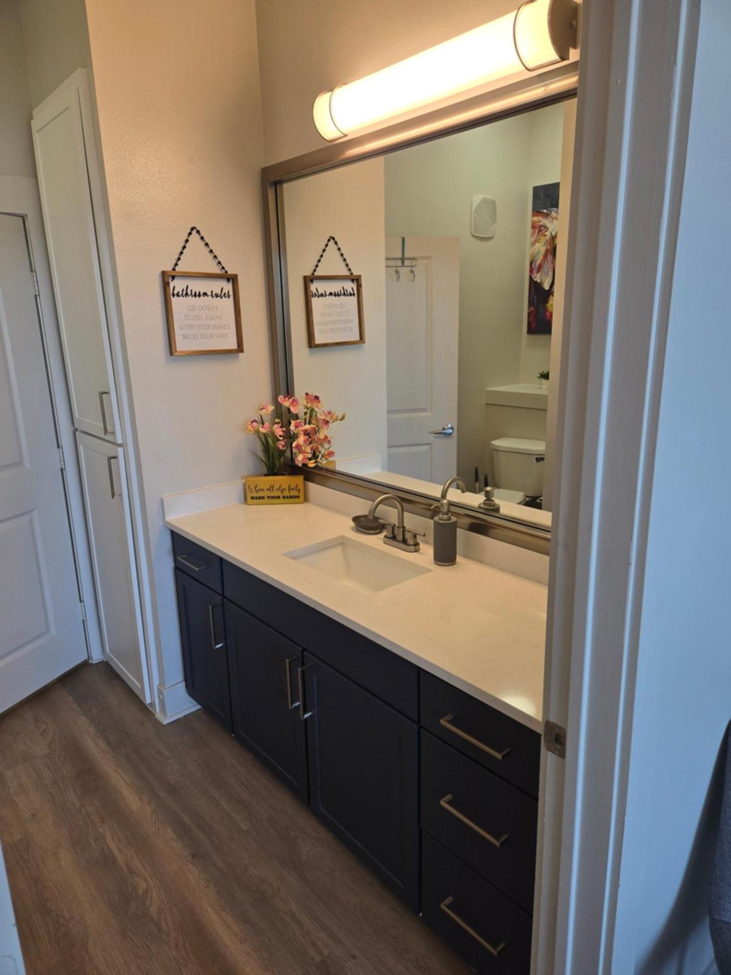 2Bdrm/2 King Beds/1Air Mattress Apartment Dallas Exterior foto